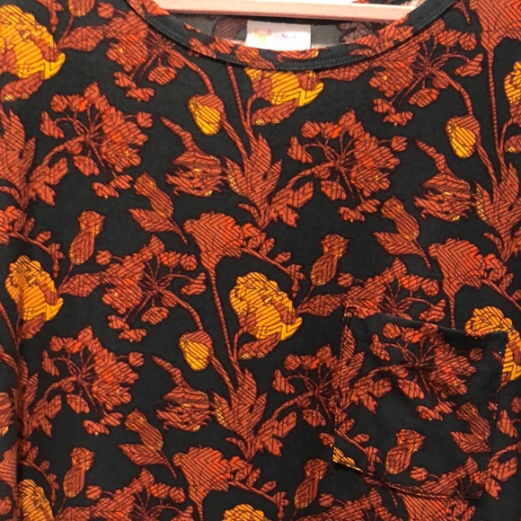 LuLaRoe XL Carly - Picture 1 of 3